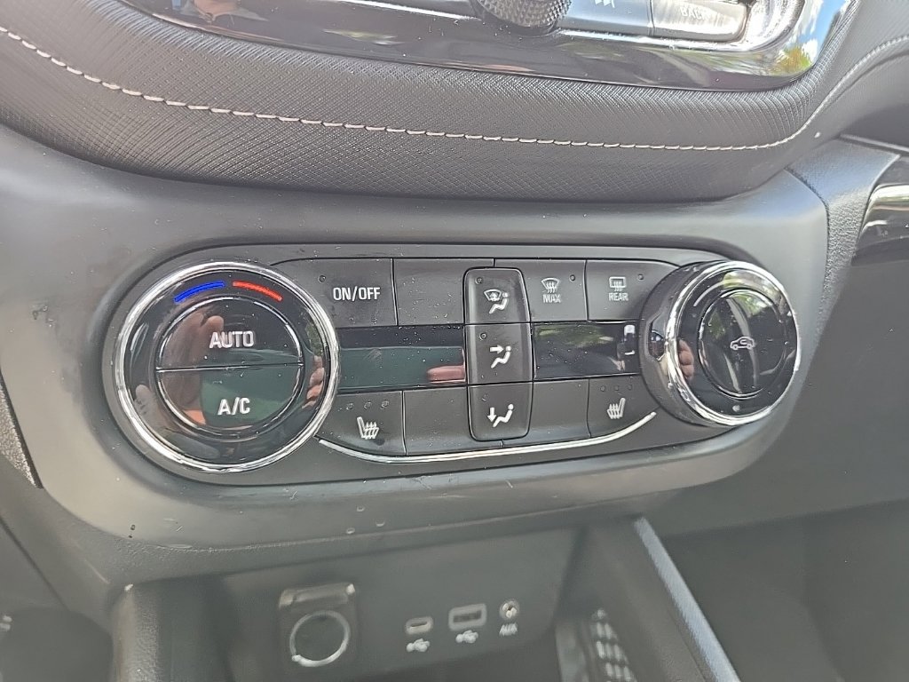 Used 2023 Chevrolet TrailBlazer ACTIV w/ Convenience Package AWD/4WD image 22