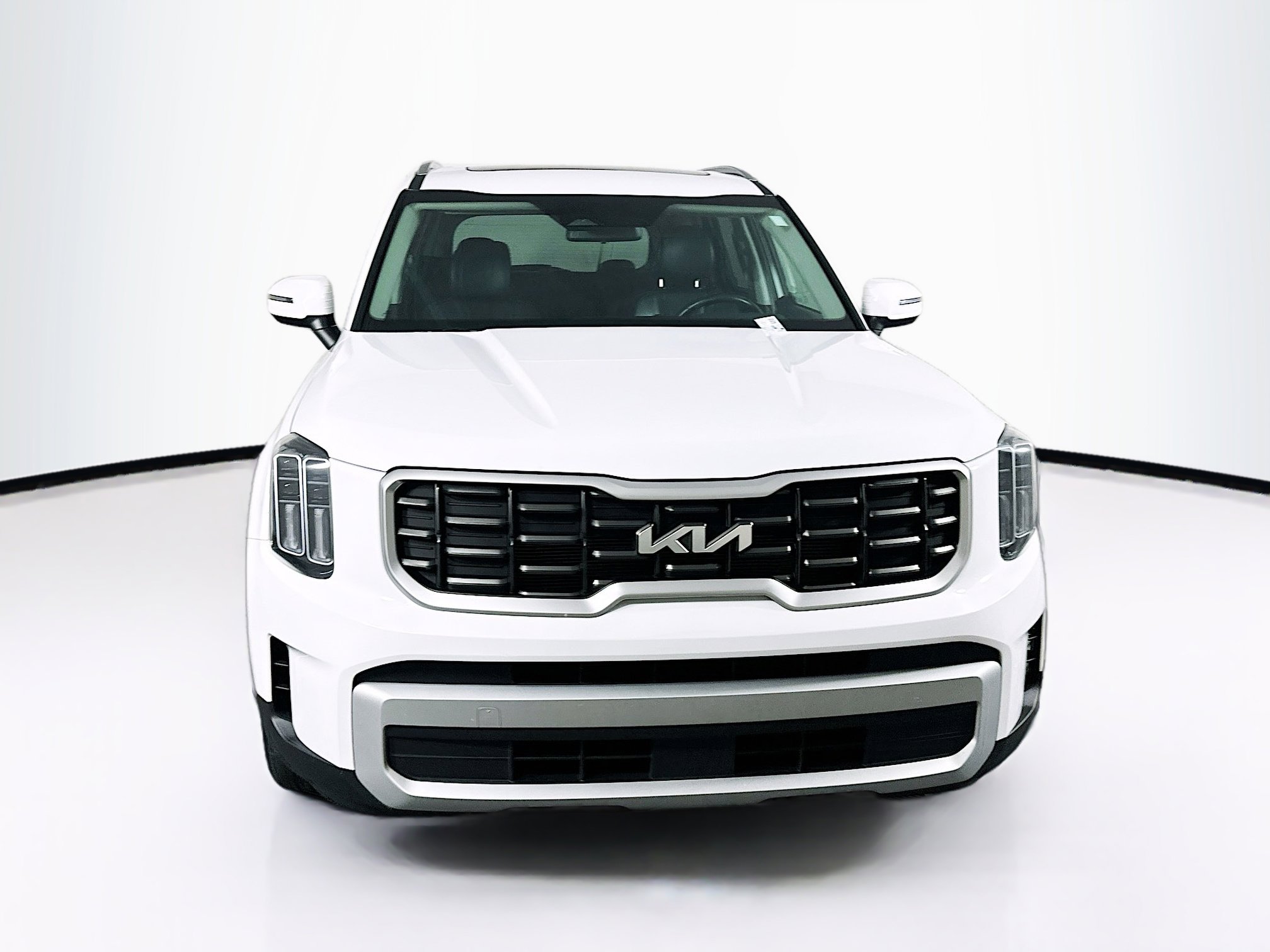 Used 2025 Kia Telluride S FWD image 2