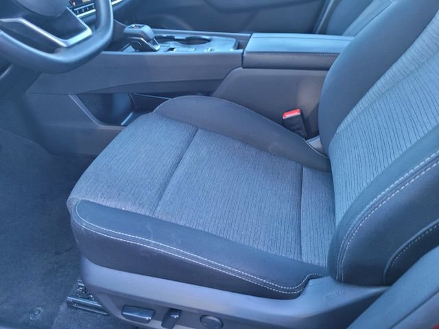 Used 2022 Nissan Rogue SV FWD image 17