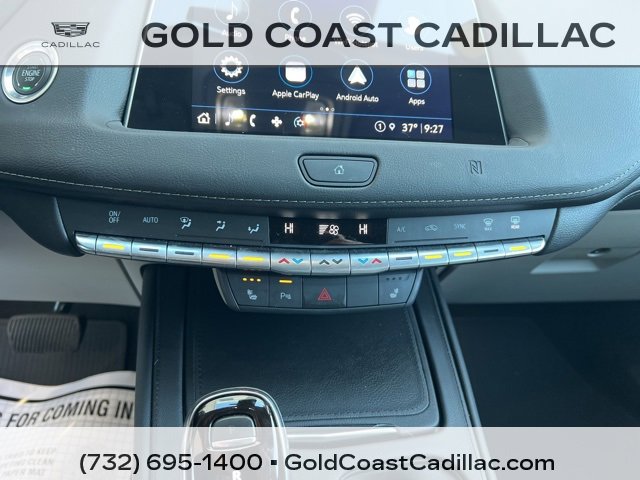 Used 2021 Cadillac XT4 Luxury w/ Cold Weather Package image 23