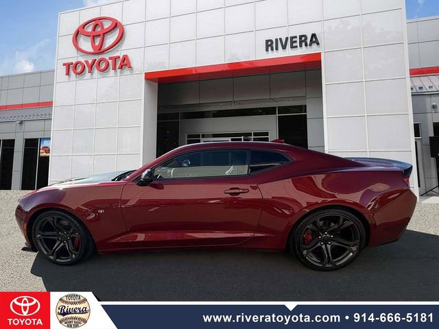 Used 2017 Chevrolet Camaro SS image 8