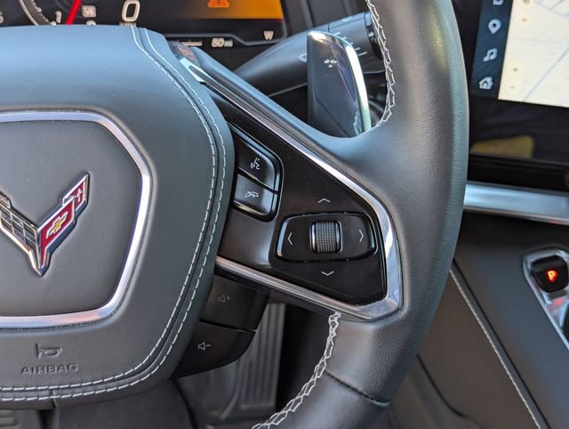 Used 2025 Chevrolet Corvette Stingray Coupe w/ 1LT RWD image 26