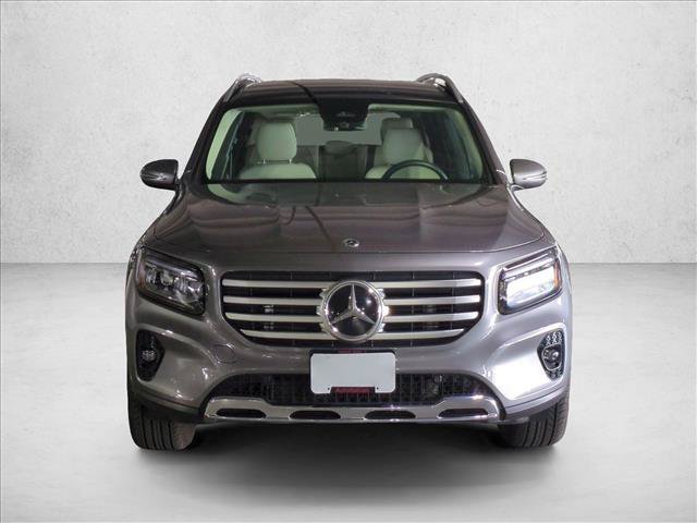 Used 2026 Mercedes-Benz GLB 250 image 2