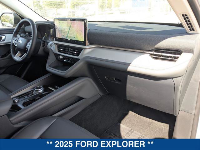 New 2025 Ford Explorer Active w/ Active Comfort Package image 20