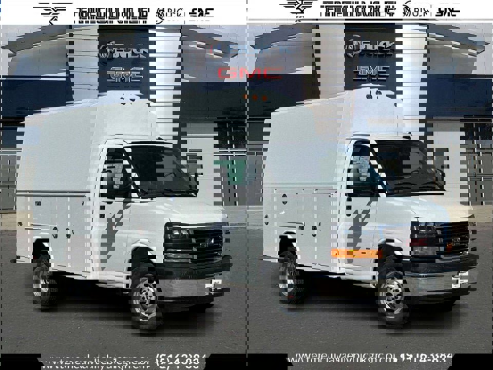 New 2025 GMC Savana 3500 w/ Power Convenience Package
