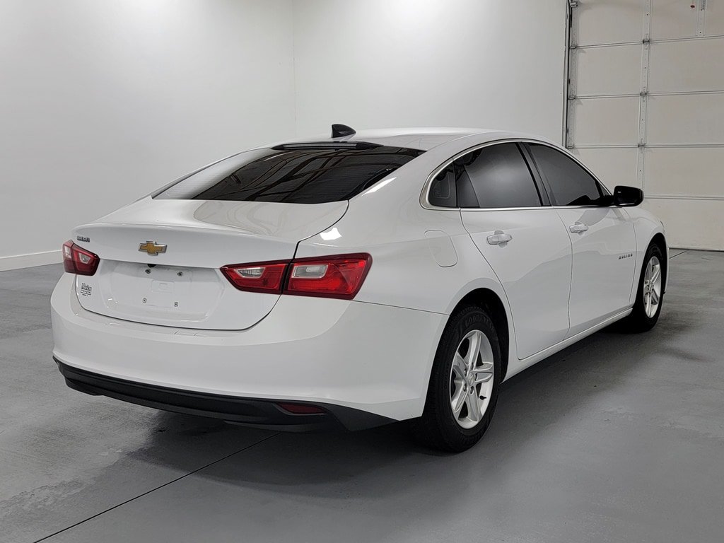 Used 2021 Chevrolet Malibu LS FWD image 9