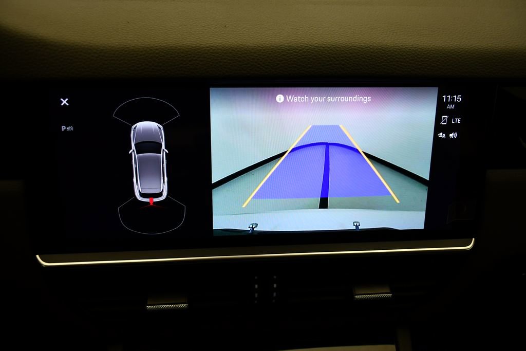 Used 2023 Porsche Cayenne image 31