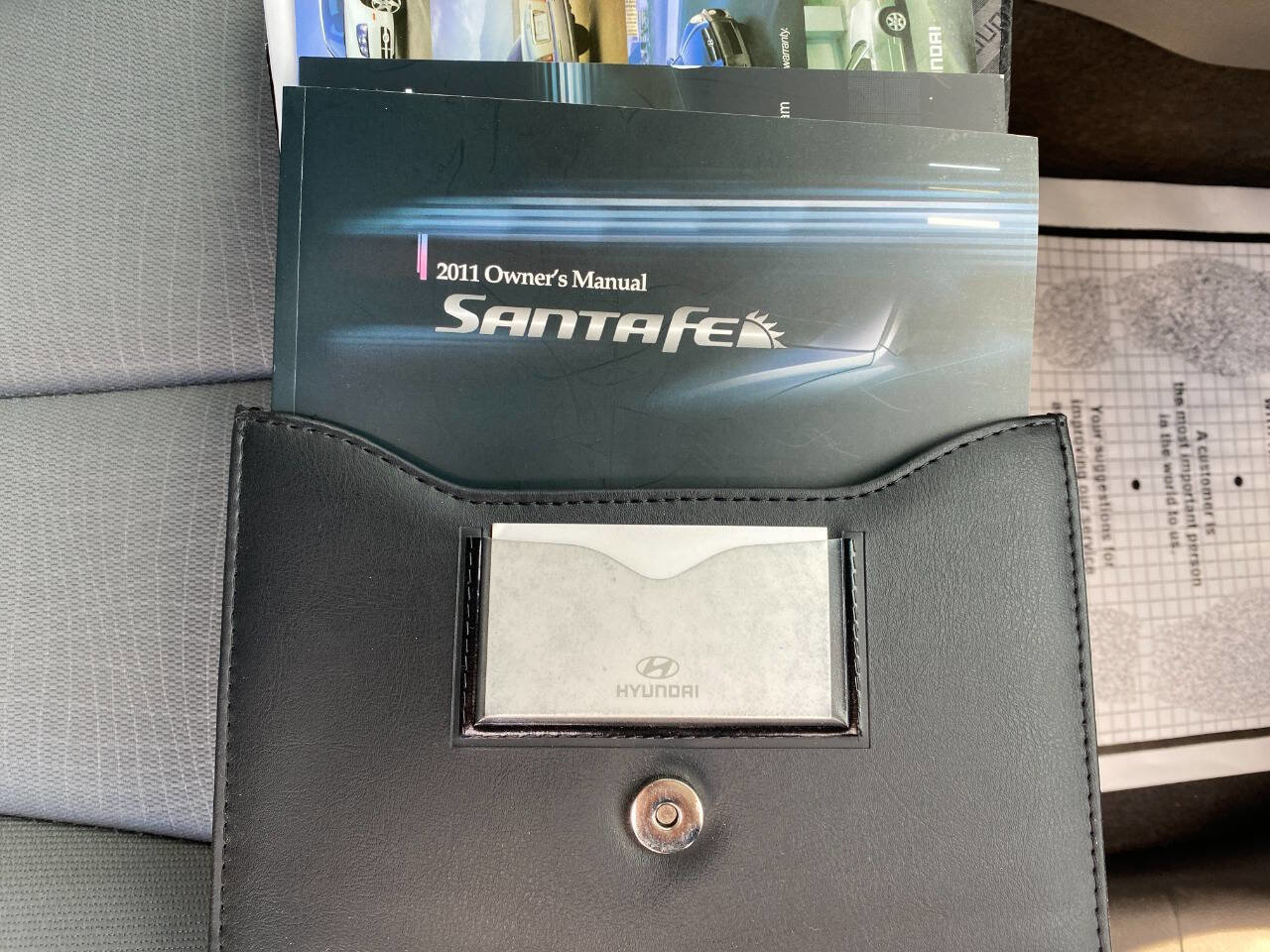 Used 2011 Hyundai Santa Fe GLS image 32