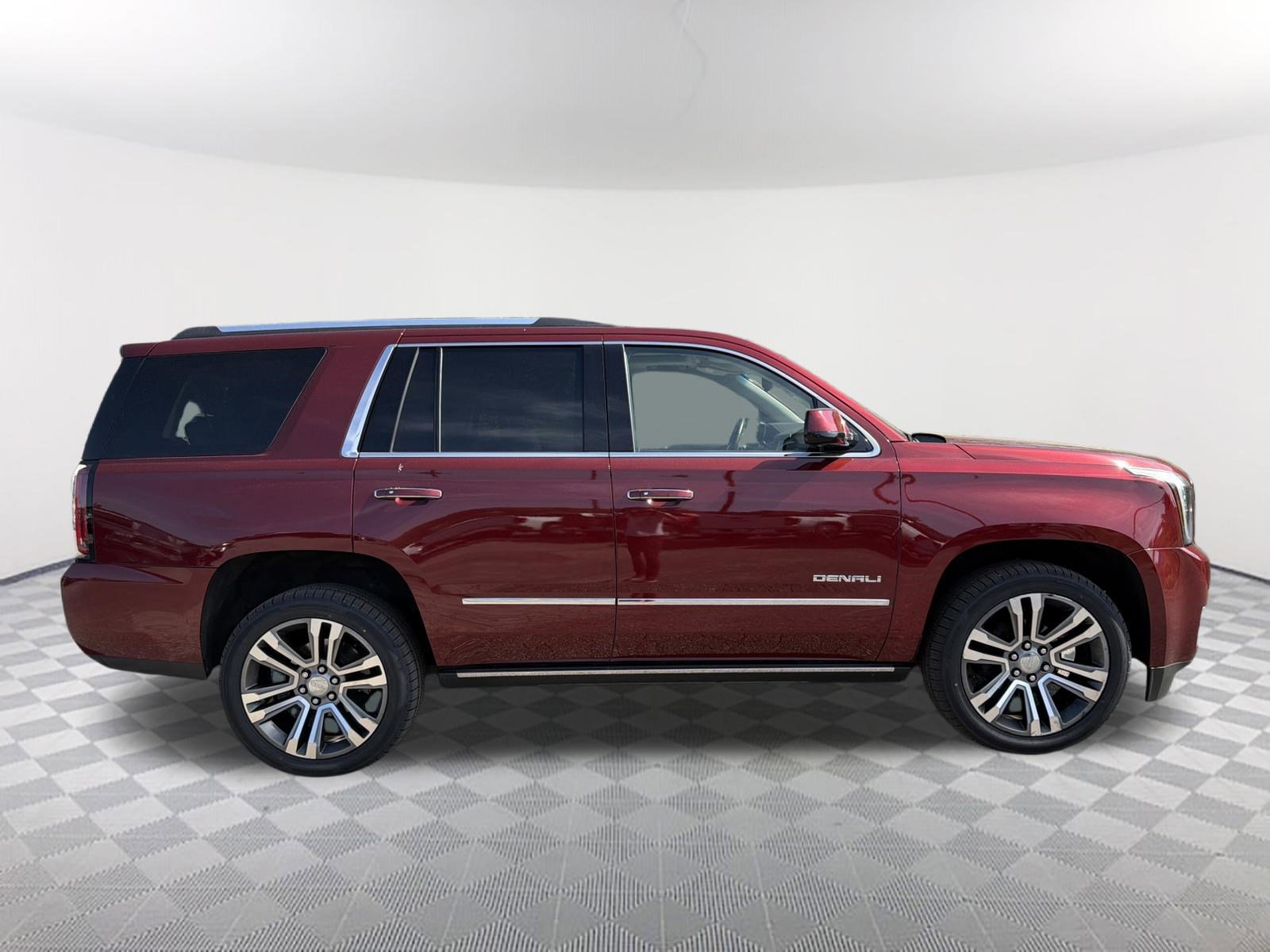 Used 2020 GMC Yukon Denali w/ Open Road Package RWD image 12