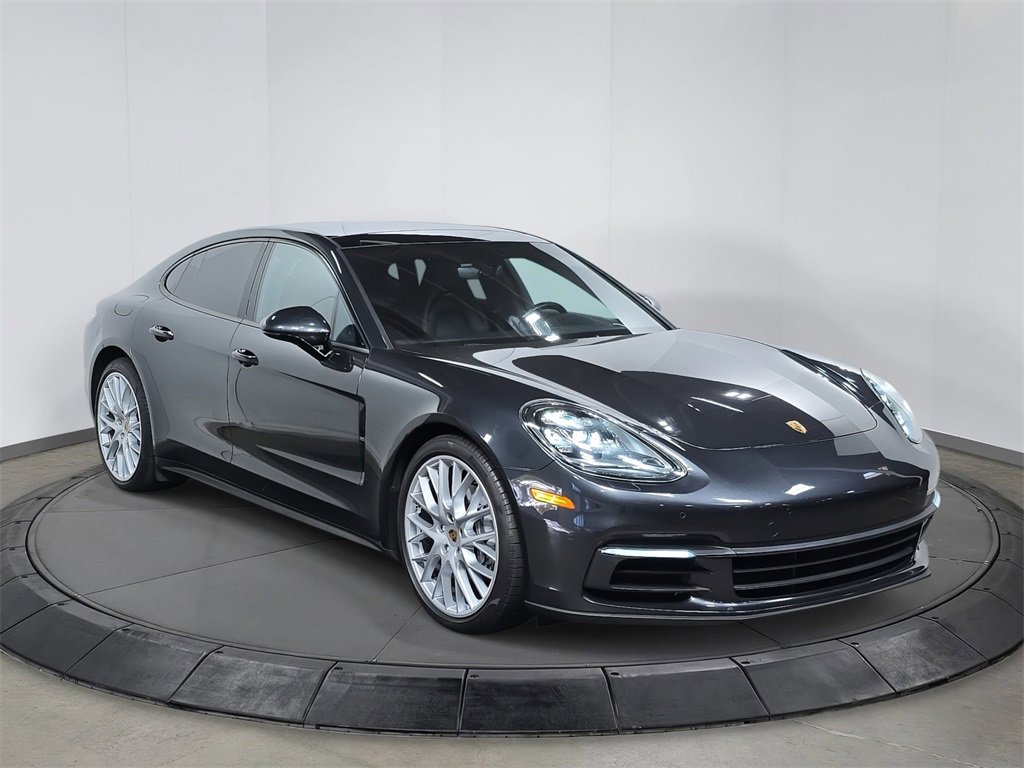Used 2019 Porsche Panamera 4 image 9