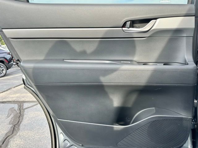 Used 2023 Hyundai Palisade SE image 23