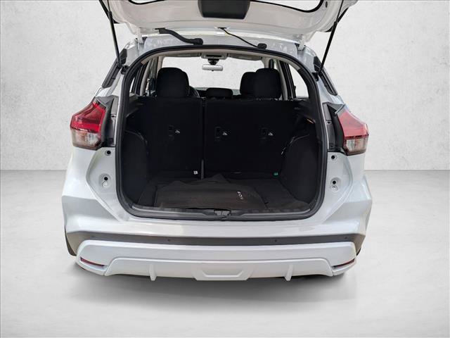 Certified 2023 Nissan Kicks SV FWD image 6