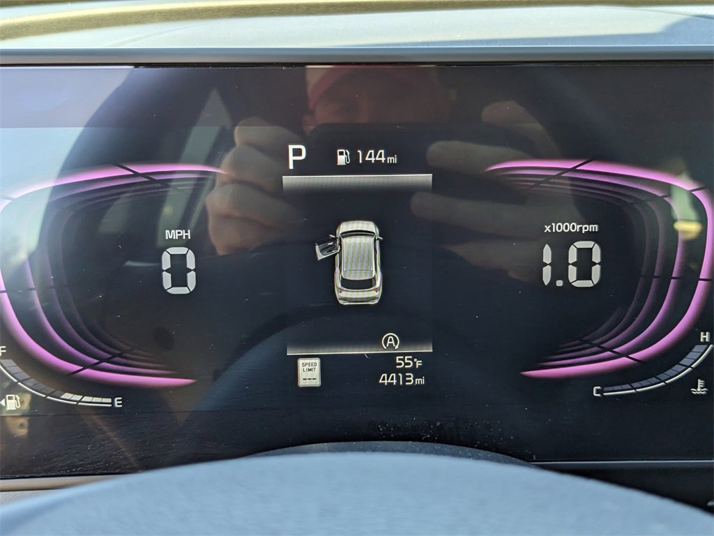 Certified 2025 Kia Sportage EX image 34