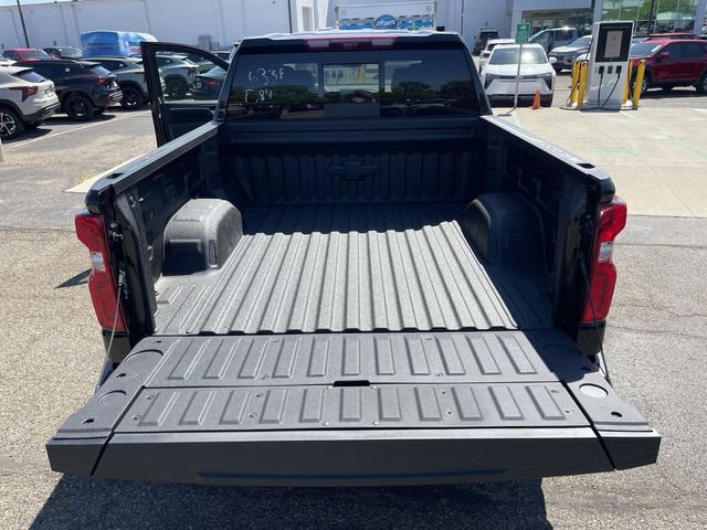 New 2026 Chevrolet Silverado 1500 High Country w/ Technology Package AWD/4WD image 23