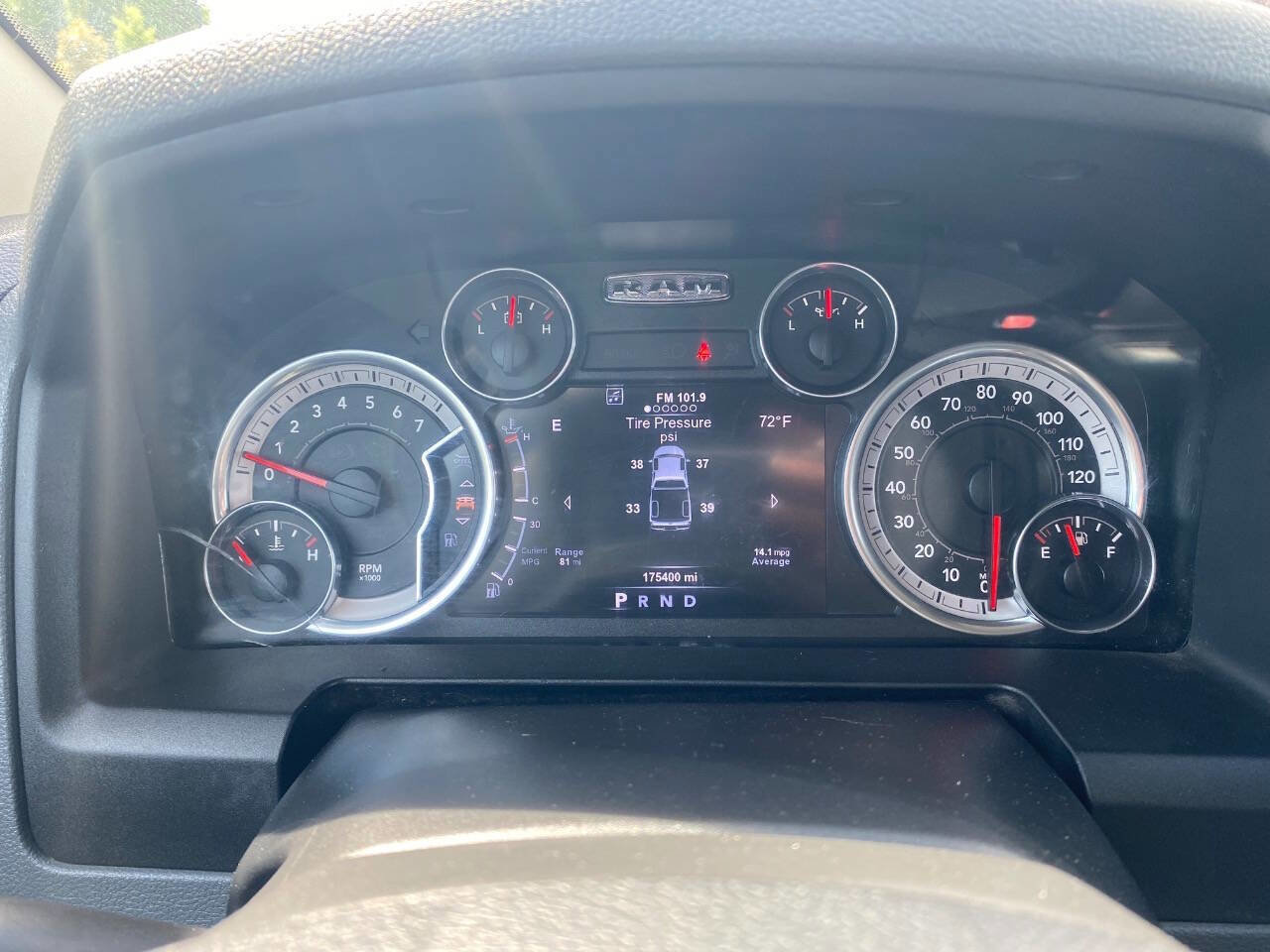 Used 2015 RAM 1500 Big Horn AWD/4WD image 18