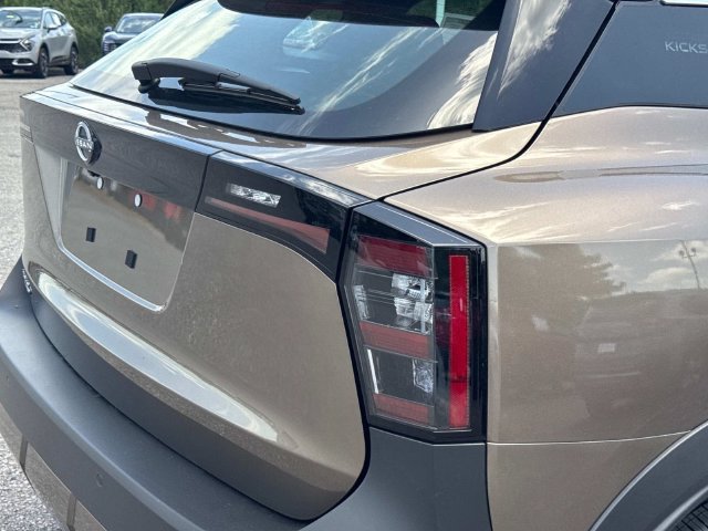 New 2026 Nissan Kicks S FWD image 12