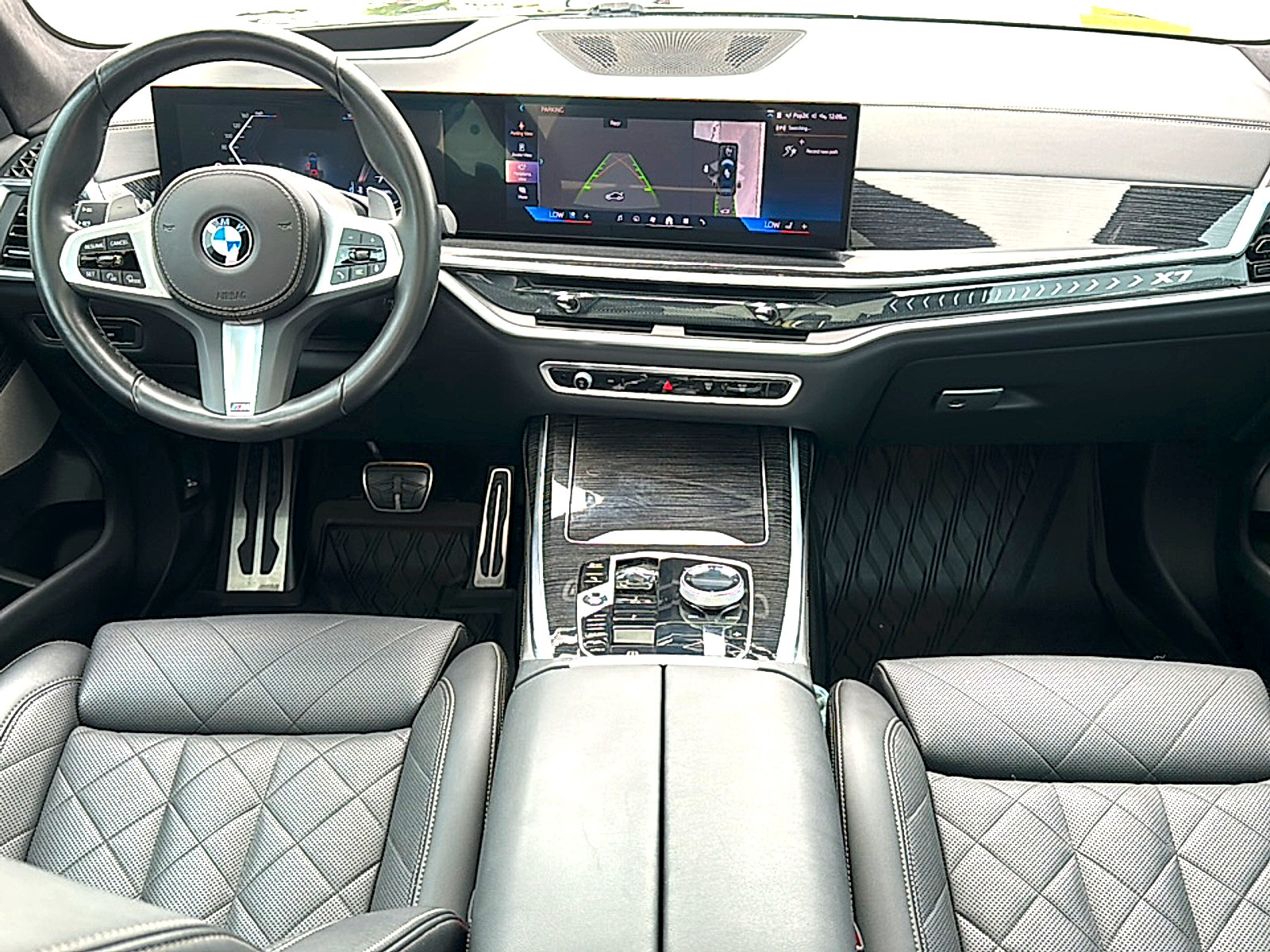 Used 2024 BMW X7 xDrive40i w/ Executive Package AWD/4WD image 21