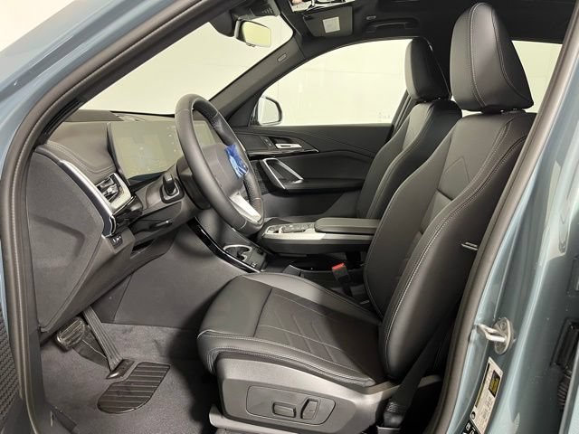 Used 2026 BMW X1 xDrive28i w/ Technology Package AWD/4WD image 11