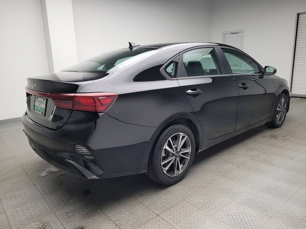 Used 2024 Kia Forte LXS image 10