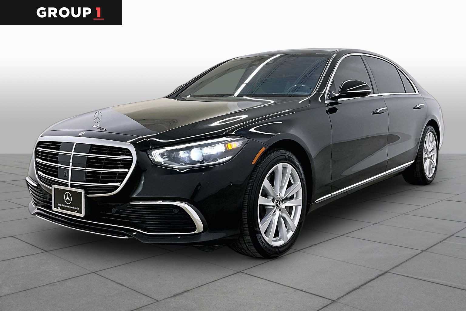 Used 2025 Mercedes-Benz S 500 4MATIC image 1