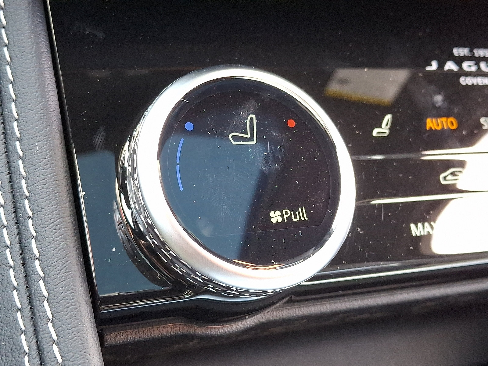 New 2026 Jaguar F-PACE R-Dynamic S image 19