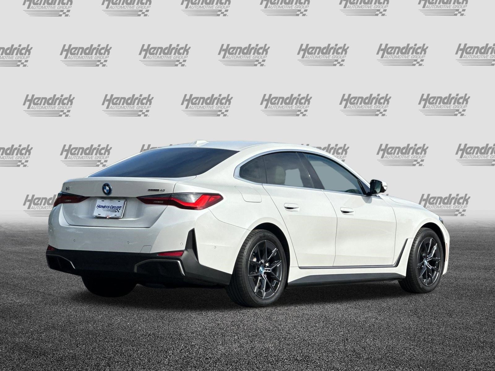 Certified 2023 BMW i4 eDrive40 RWD image 5