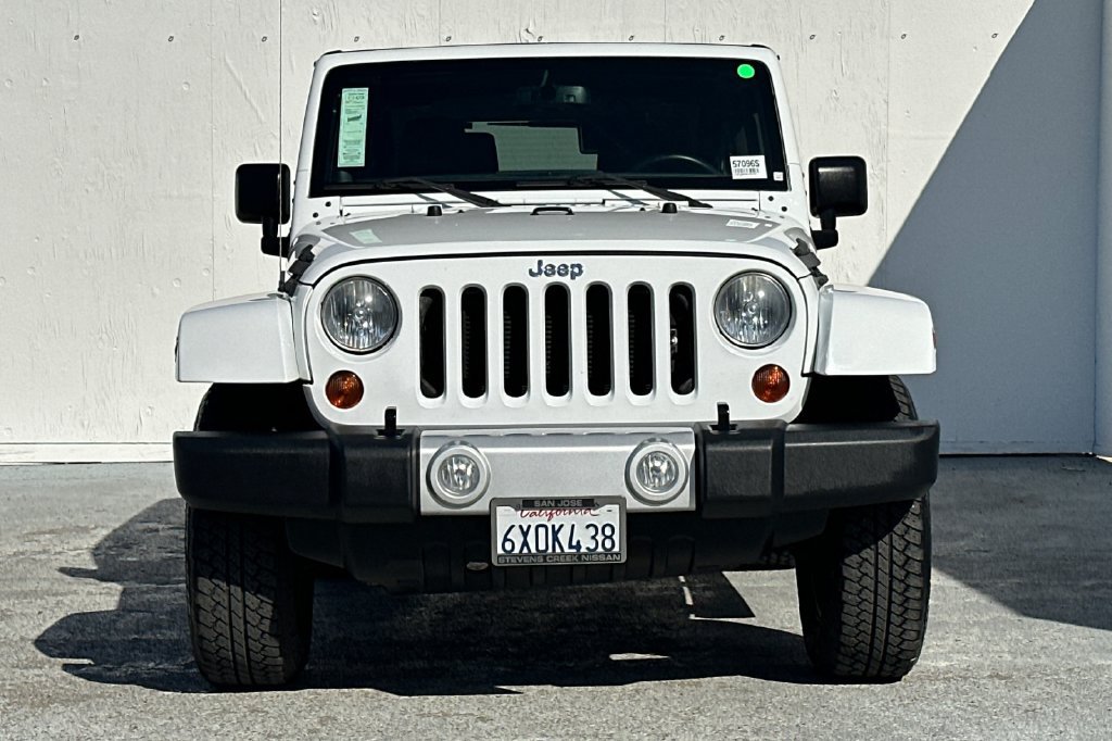 Used 2013 Jeep Wrangler Sahara w/ Connectivity Group AWD/4WD image 8