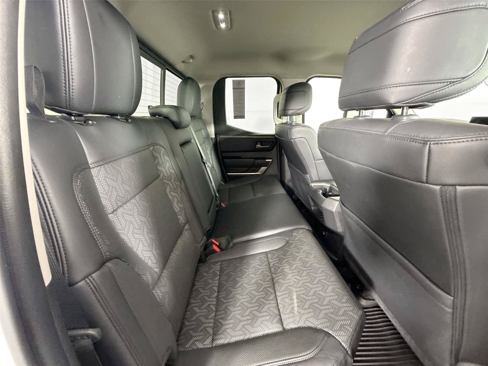 Used 2022 Toyota Tundra SR5 w/ SR5 Premium Package RWD image 39