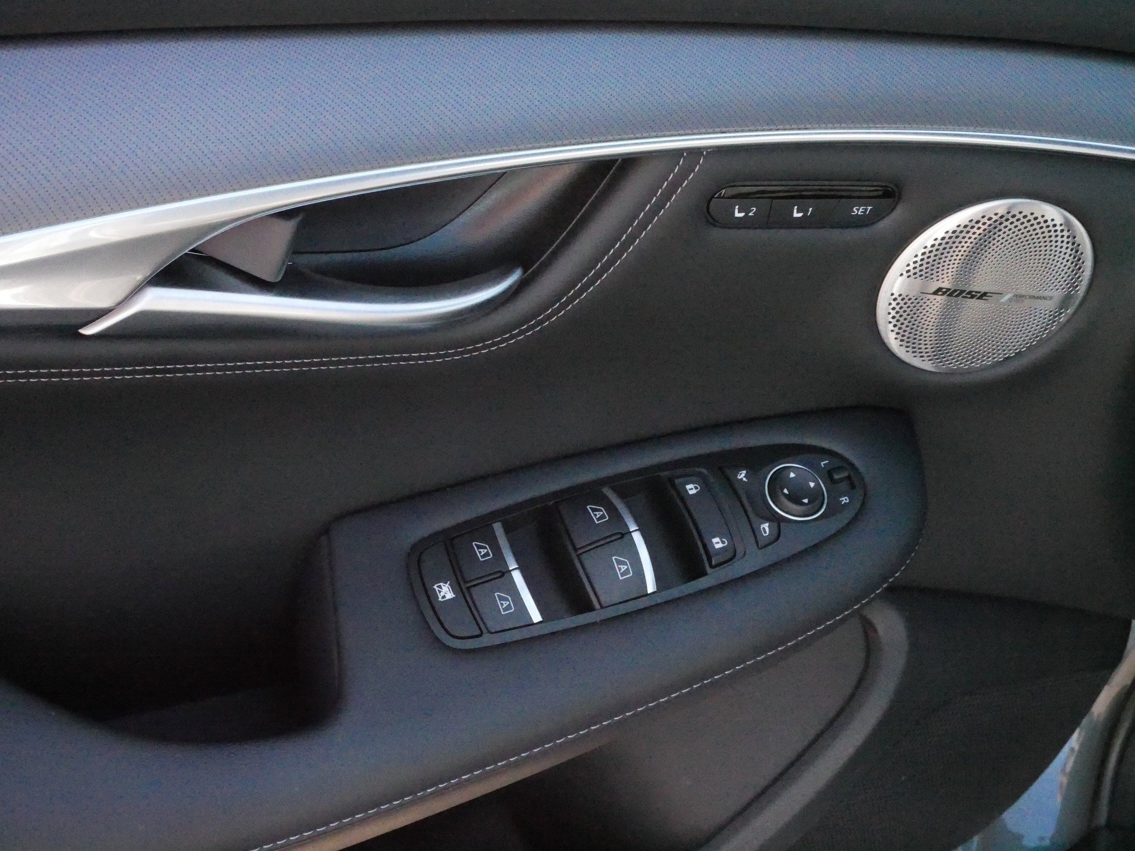 Used 2024 INFINITI QX55 Essential image 19