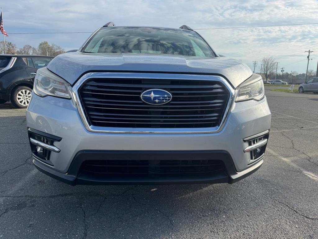 Used 2019 Subaru Ascent Limited w/ Popular Package #3 image 2