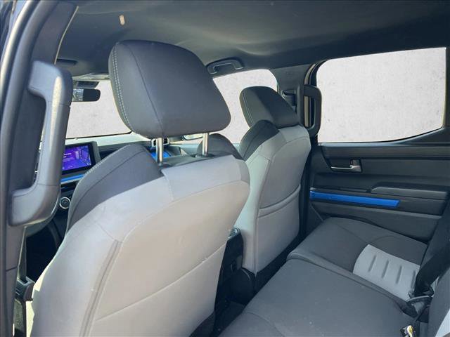Used 2025 Toyota Tacoma TRD Off-Road AWD/4WD image 17
