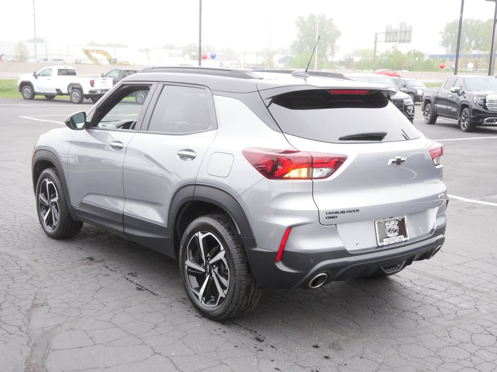 Used 2023 Chevrolet TrailBlazer RS w/ Convenience Package AWD/4WD image 9