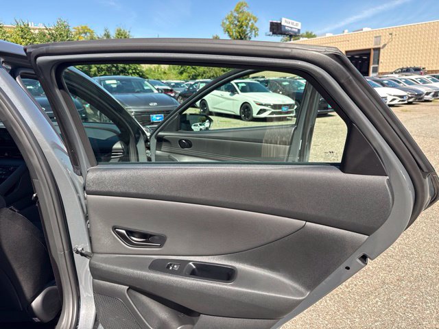 Used 2026 Hyundai Elantra Sport FWD image 27