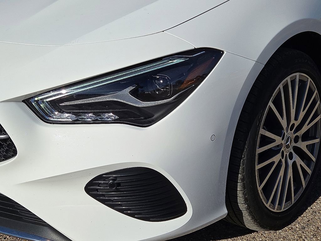 Used 2025 Mercedes-Benz CLA 250 image 10