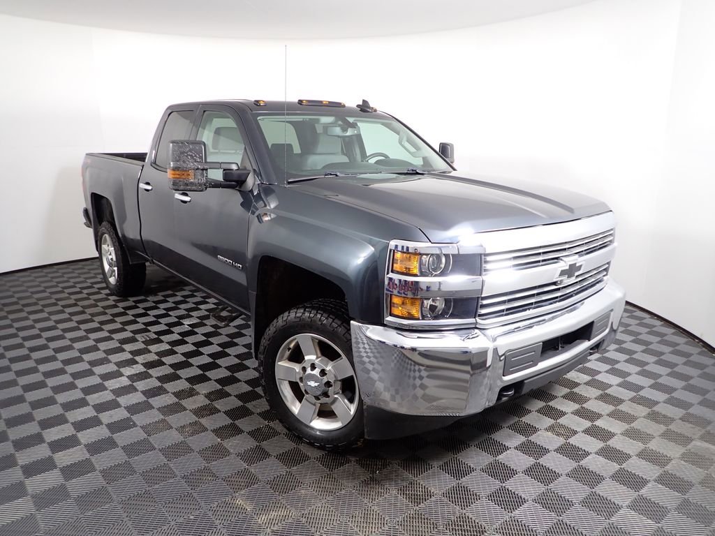 Used 2017 Chevrolet Silverado 2500 W/T w/ Snow Plow Prep Package image 3