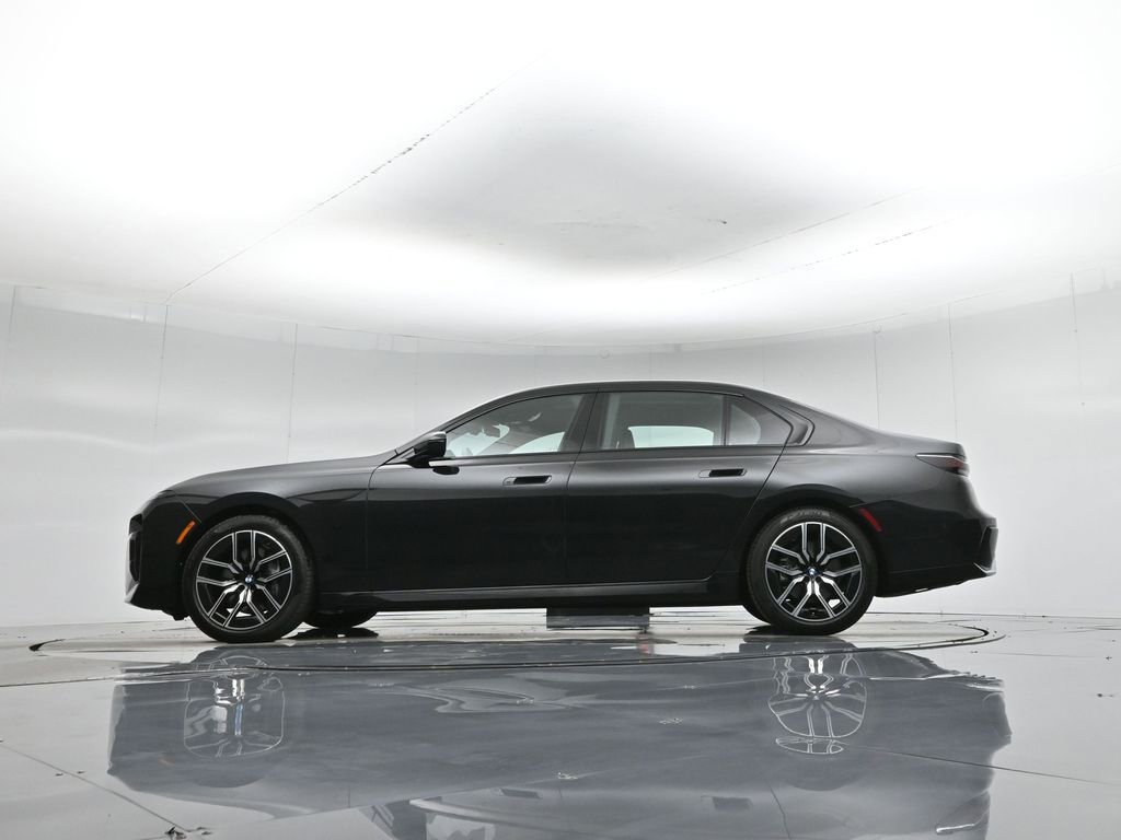 Used 2025 BMW 740i image 53