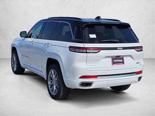 New 2025 Jeep Grand Cherokee Summit image 7
