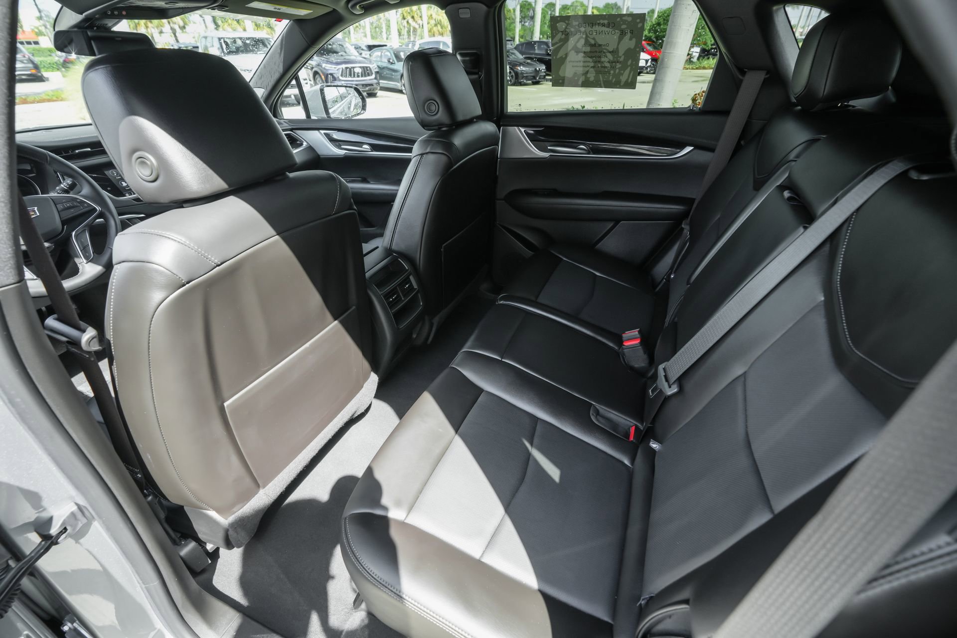 Used 2025 Cadillac XT5 Premium Luxury image 19