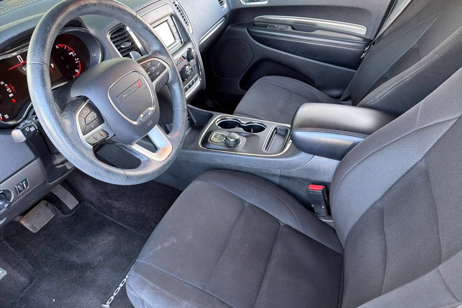 Used 2017 Dodge Durango SXT w/ 3rd Row Seating Group AWD/4WD image 9
