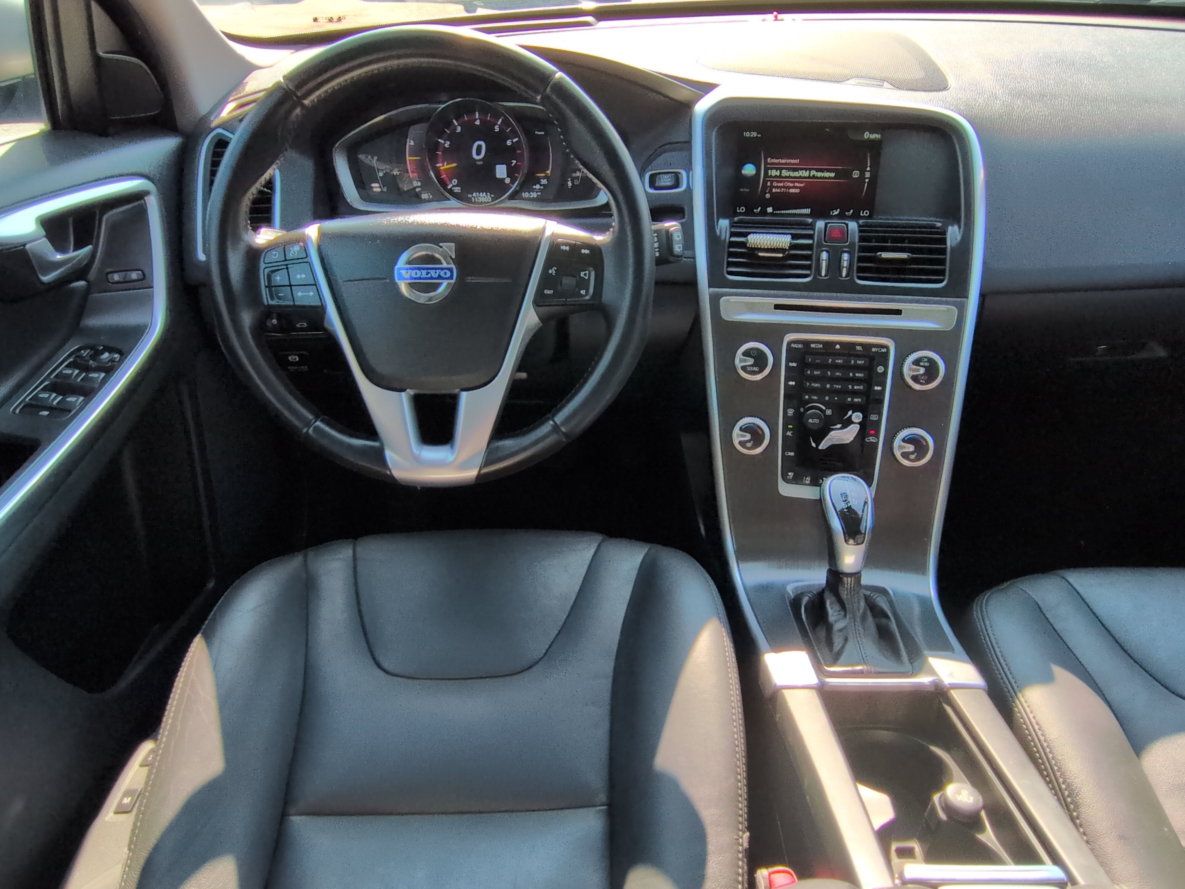 Used 2015 Volvo XC60 T5 Platinum AWD/4WD image 14