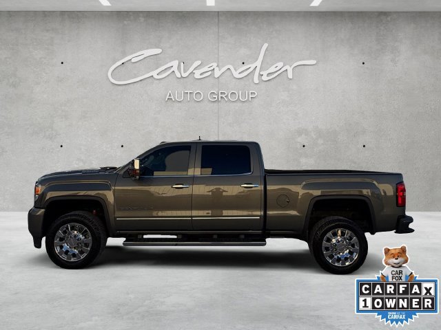 Used 2018 GMC Sierra 2500 Denali w/ Duramax Plus Package AWD/4WD image 13