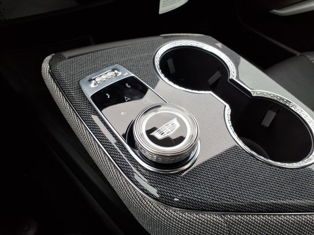 New 2026 Cadillac Optiq Sport 2 image 33