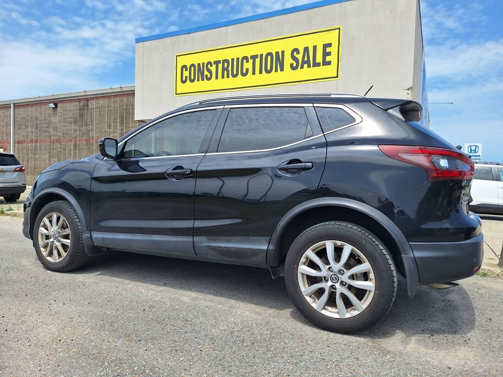 Used 2021 Nissan Rogue Sport SV FWD image 5