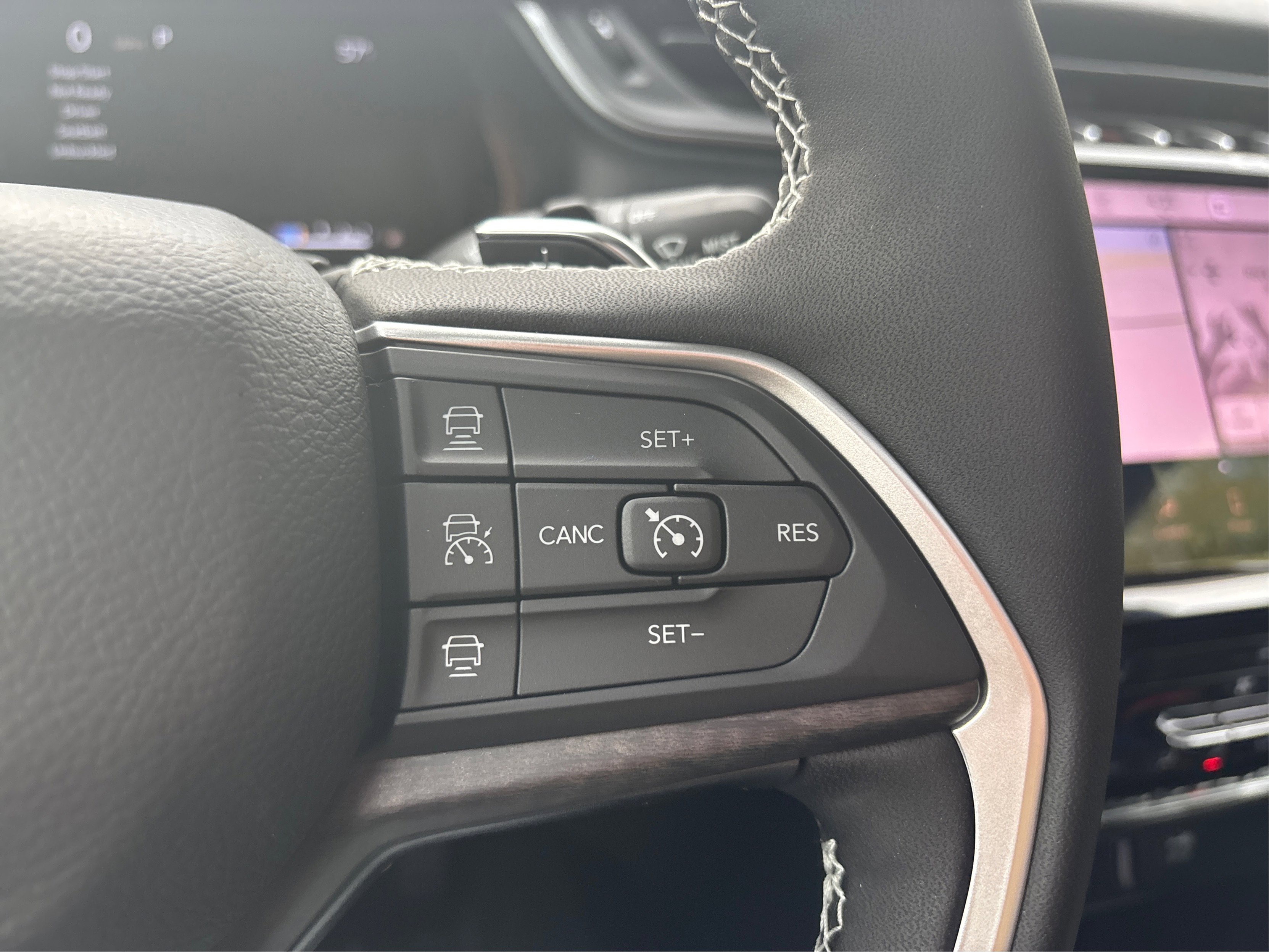 New 2025 Jeep Grand Cherokee L Limited image 57