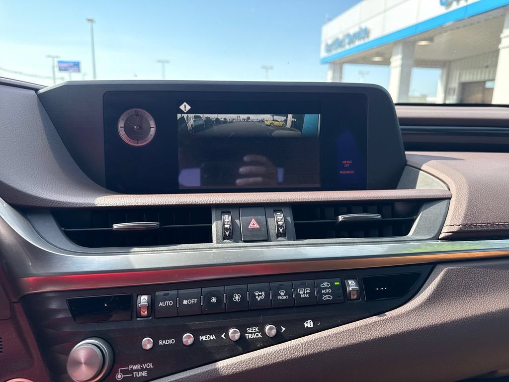 Used 2021 Lexus ES 350 w/ Accessory Package FWD image 23