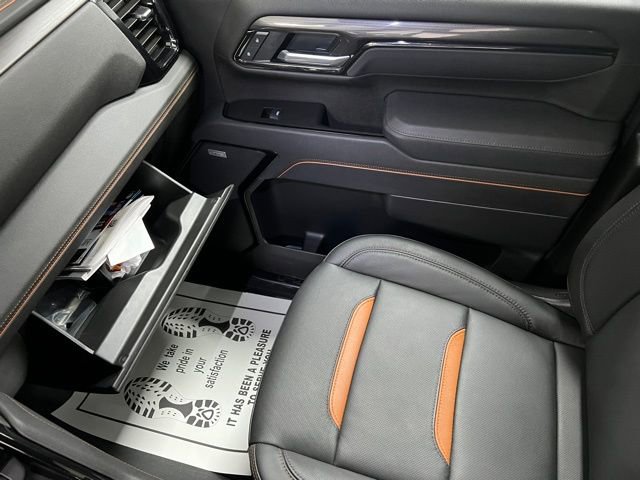 Used 2025 GMC Sierra 3500 AT4 w/ AT4 Premium Plus Package image 40