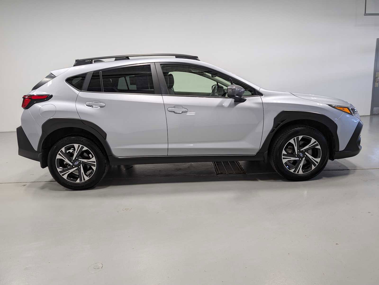 Used 2024 Subaru Crosstrek 2.0i Premium AWD/4WD image 7
