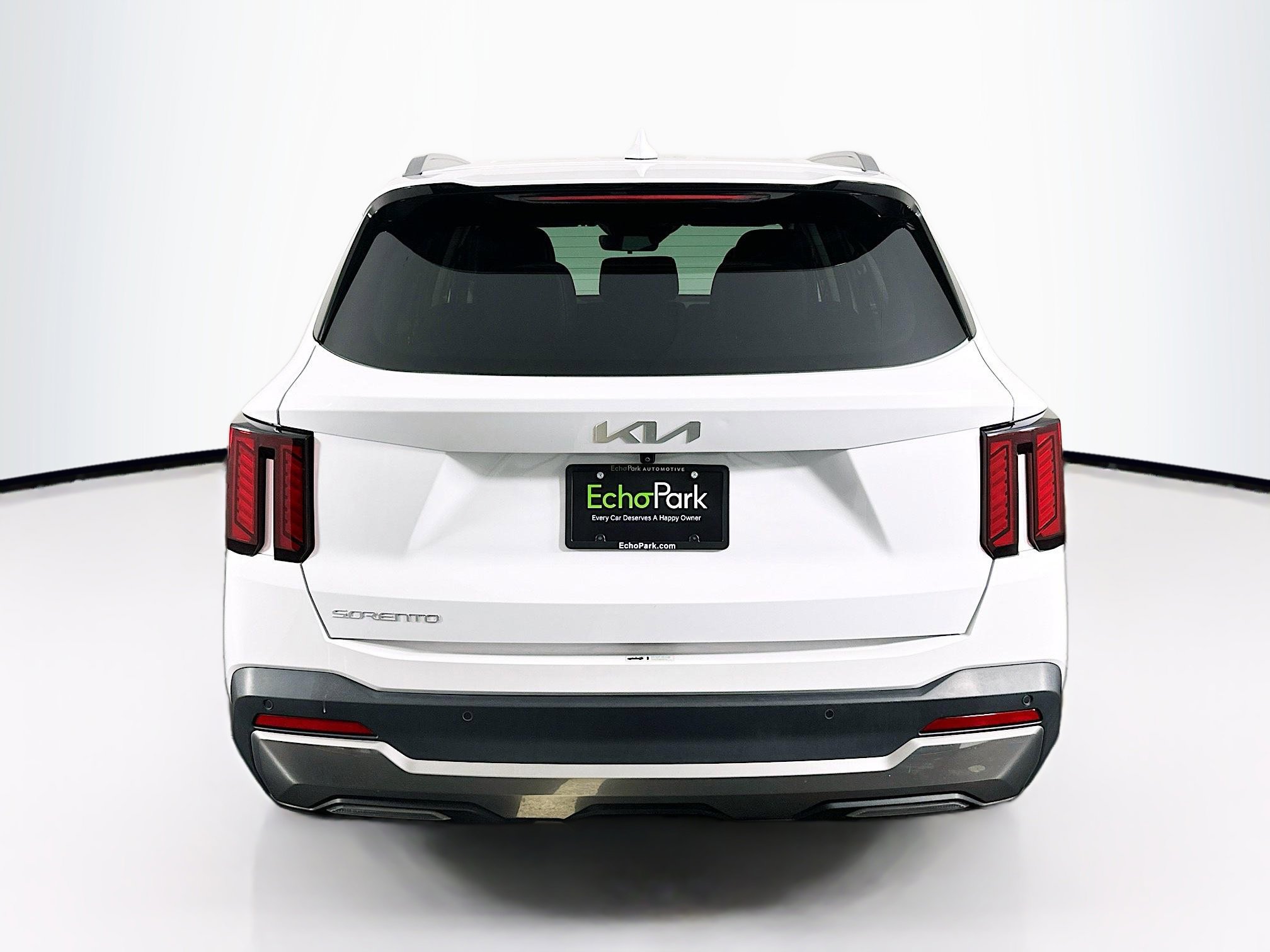 Used 2024 Kia Sorento S image 7