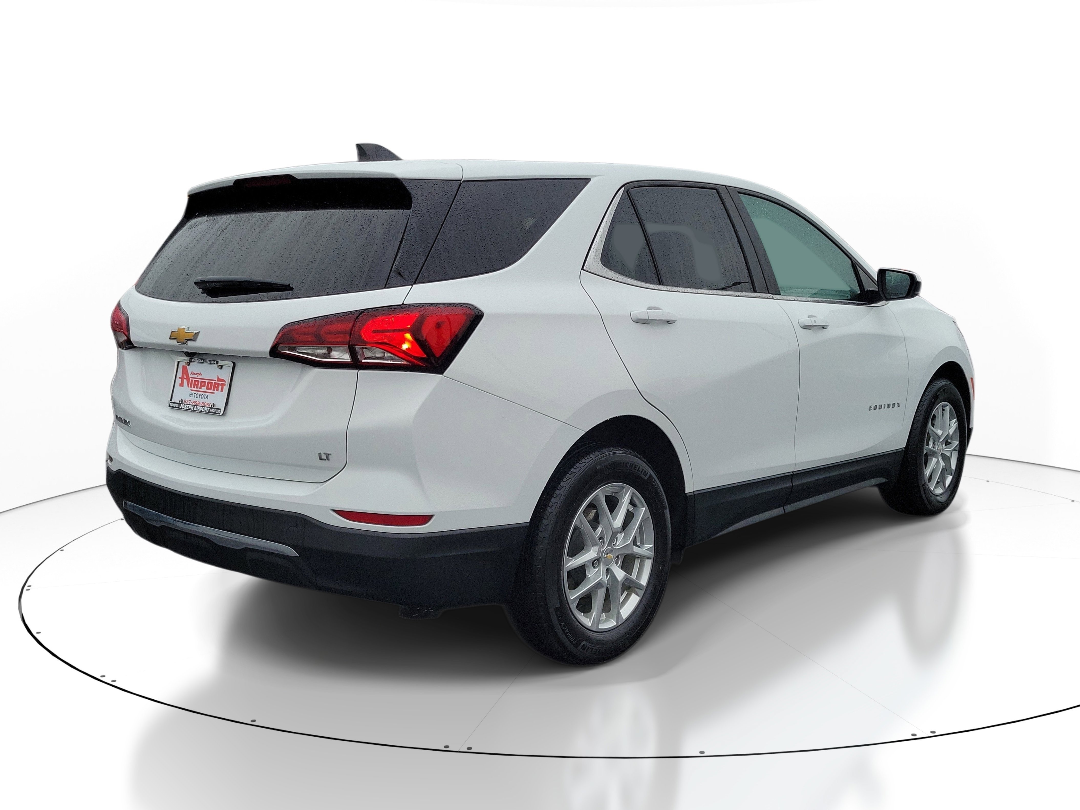 Used 2022 Chevrolet Equinox LT FWD image 4