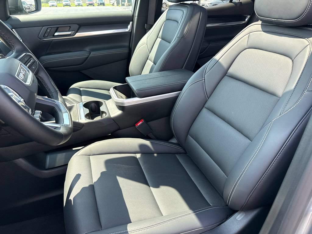 New 2026 GMC Terrain Elevation w/ Elevation Premium Package AWD/4WD image 16